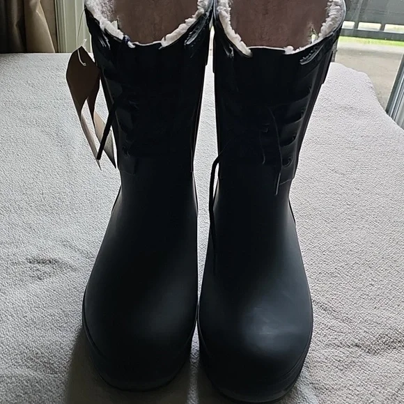 Bogs Lace-Up Waterproof Plush Lined Amanda Boots in Dark Grey - Picture 7 of 9